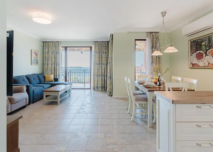 Sun 2 б Sozopolis * Sosopol